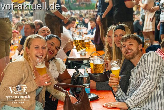 B_SA_Foto Laudi_Volksfest-72.jpg